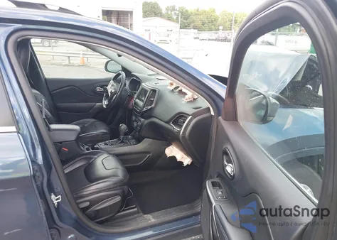 2021 Jeep Cherokee Latitude Plus 4X4 из США, поврежденный, VIN 1C4PJMLB7MD104810